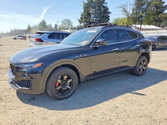 2017 Maserati Levante S