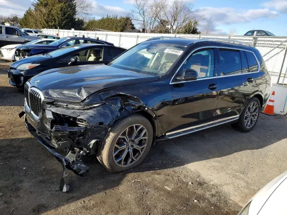 2026 BMW X7 xDrive40i