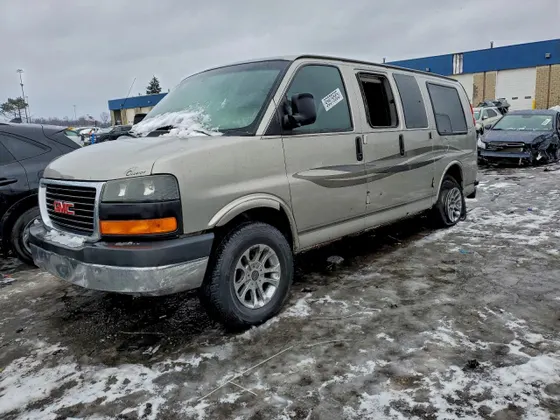 2003 GMC Savana Cutaway C6Y