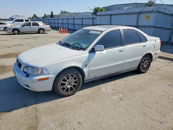 2003 Volvo S40