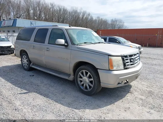 2005 Cadillac Escalade ESV Platinum Edition