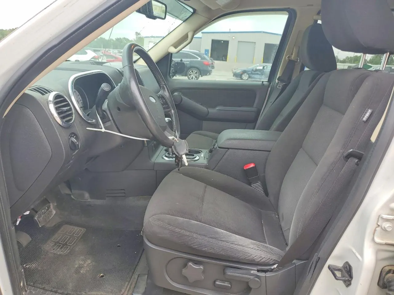 2010 Ford Explorer Sport Trac XLT