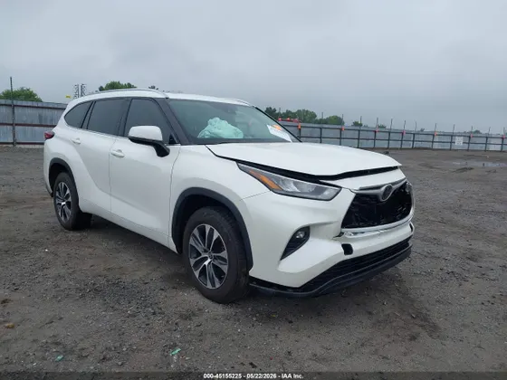 2020 Toyota Highlander XLE