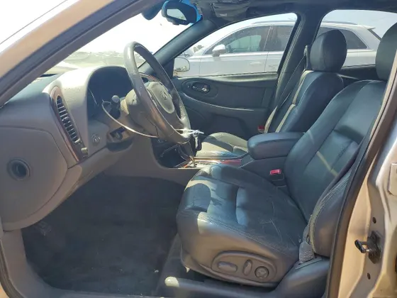 2001 Oldsmobile Aurora