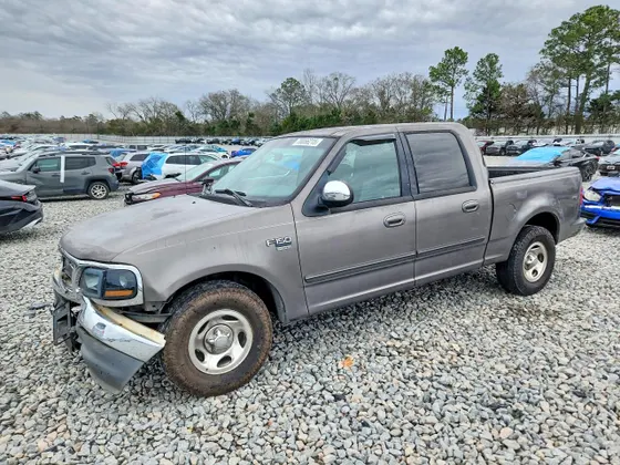 2002 Ford F-150 XLT