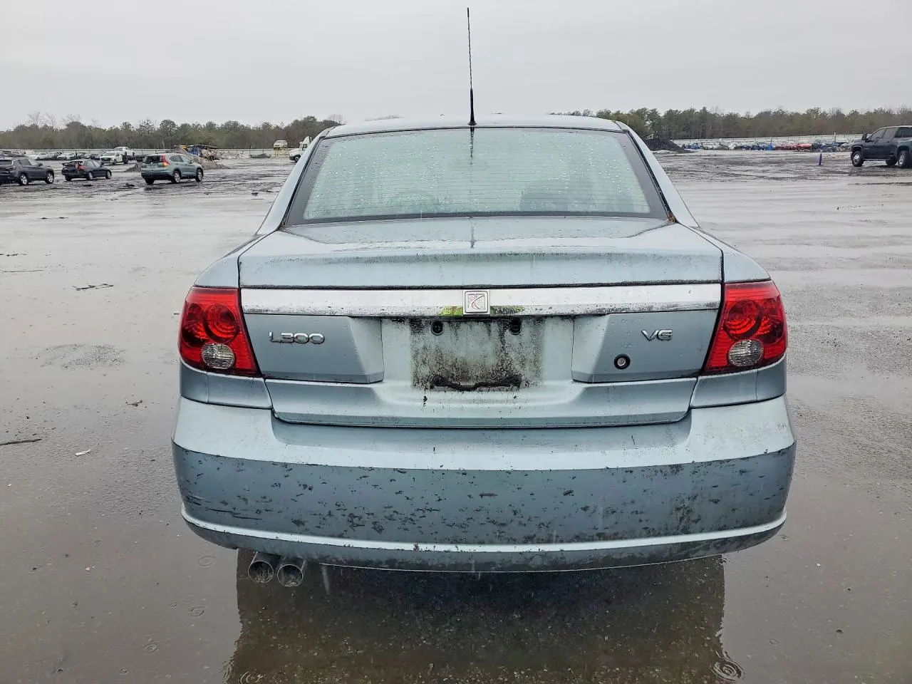 2004 Saturn L-Series L300 2