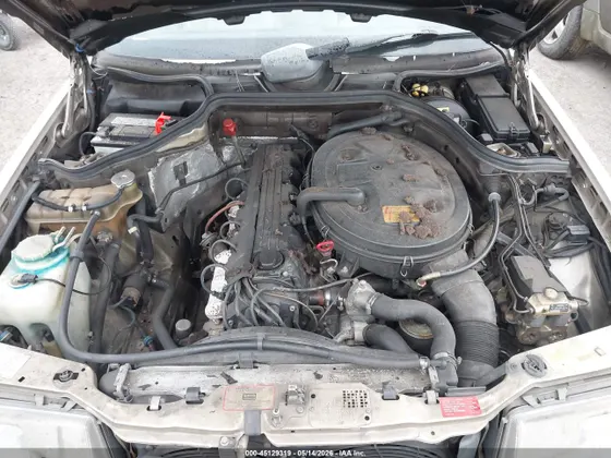 1992 Mercedes-Benz 300 Series 300E