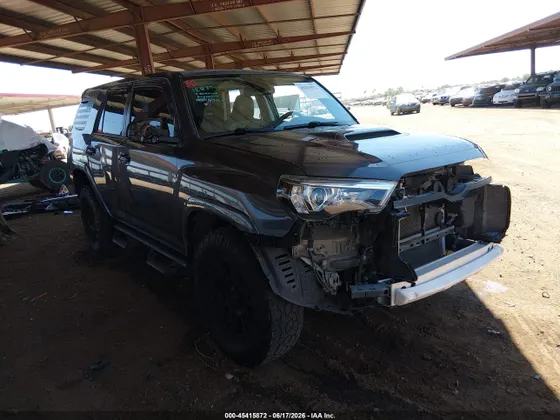 2021 Toyota 4Runner Venture