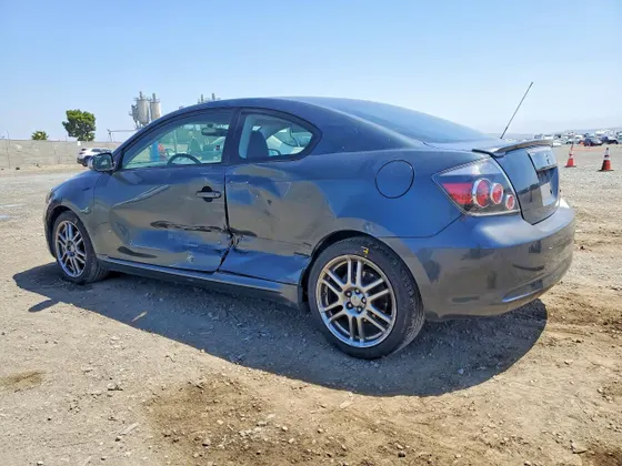 2010 Scion tC