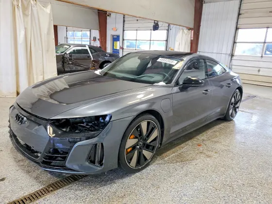 2022 Audi RS e-tron GT