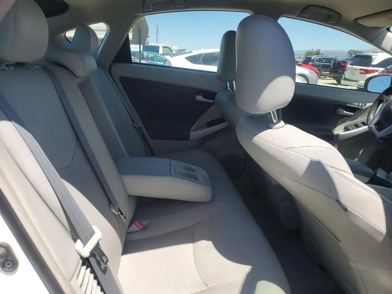 2010 Toyota Prius II