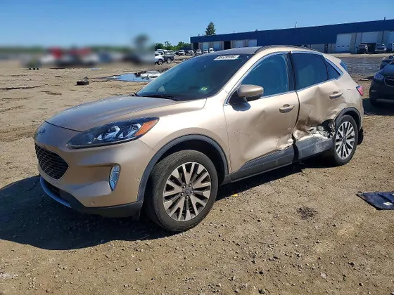 2020 Ford Escape Titanium