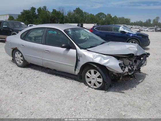 2005 Ford Taurus SEL