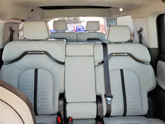 2024 Rivian R1S Adventure