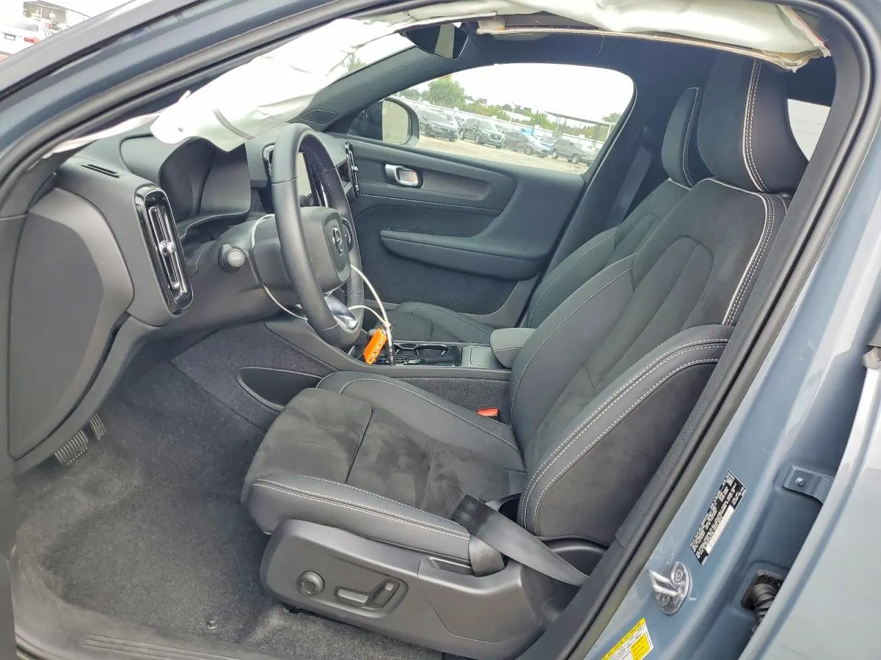 2023 Volvo XC40 Recharge Pure Electric Plus