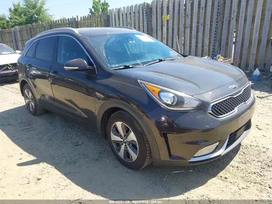 2017 Kia Niro EX