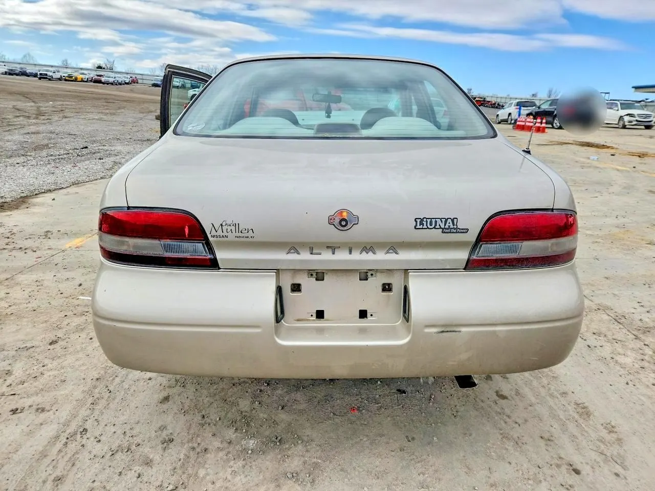 1997 Nissan Altima XE
