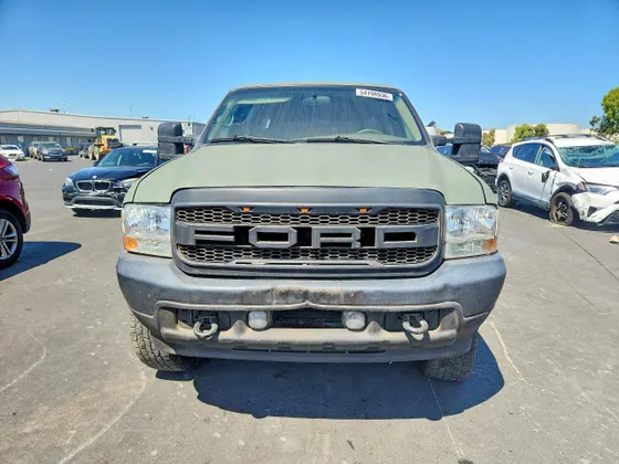 2000 Ford Excursion XLT