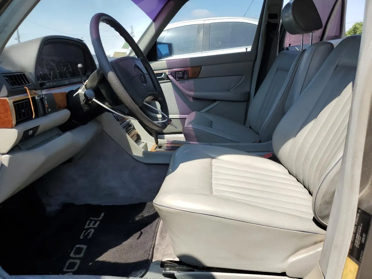 1985 Mercedes-Benz 500 Series 500SEL