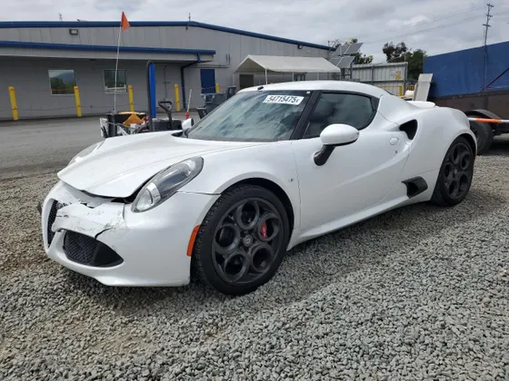 2017 Alfa Romeo 4C
