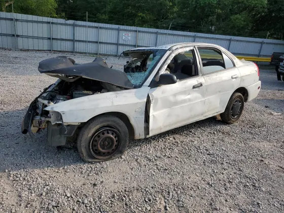 1999 Mitsubishi Mirage DE