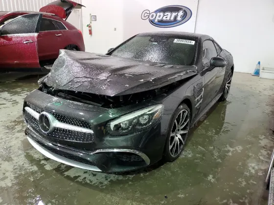 2020 Mercedes-Benz SL 550