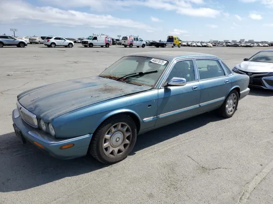 2000 Jaguar XJ VANDENPLAS