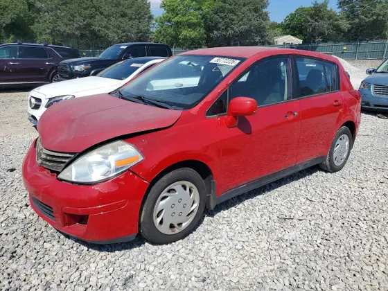 2011 Nissan Versa 1.8 S