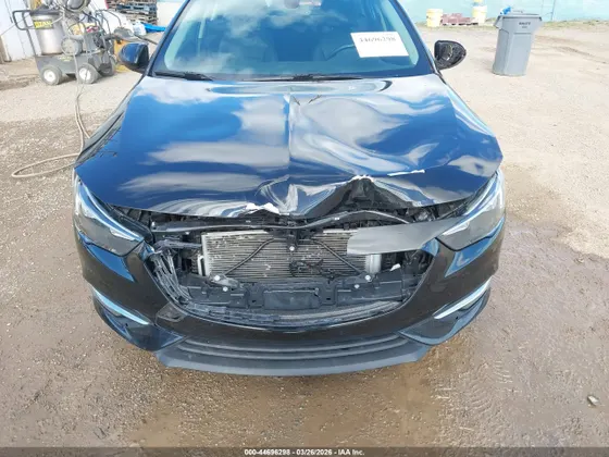 2020 Buick Regal Sportback Essence