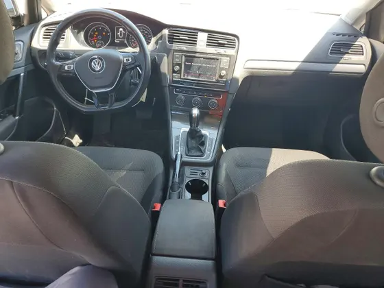 2019 Volkswagen Golf SportWagen S