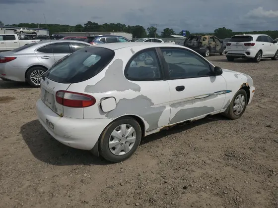 2000 Daewoo LANOS S