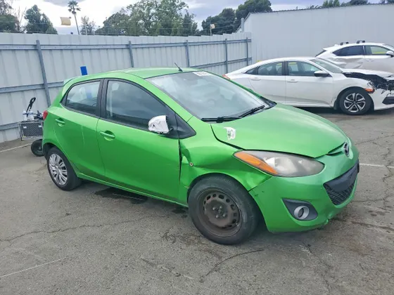 2012 Mazda Mazda2 Touring