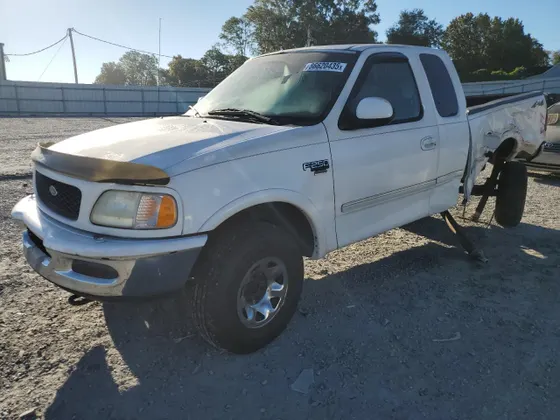1998 Ford F-250 Standard F250