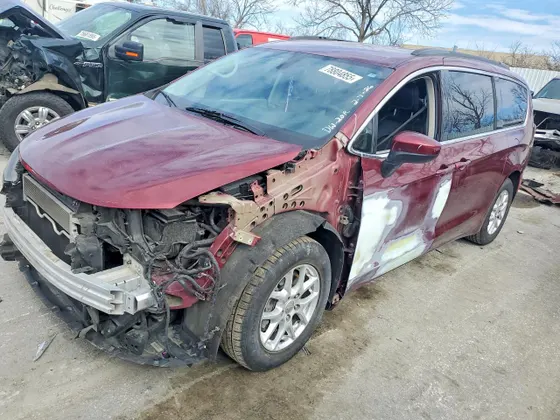 2020 Chrysler Voyager LXI
