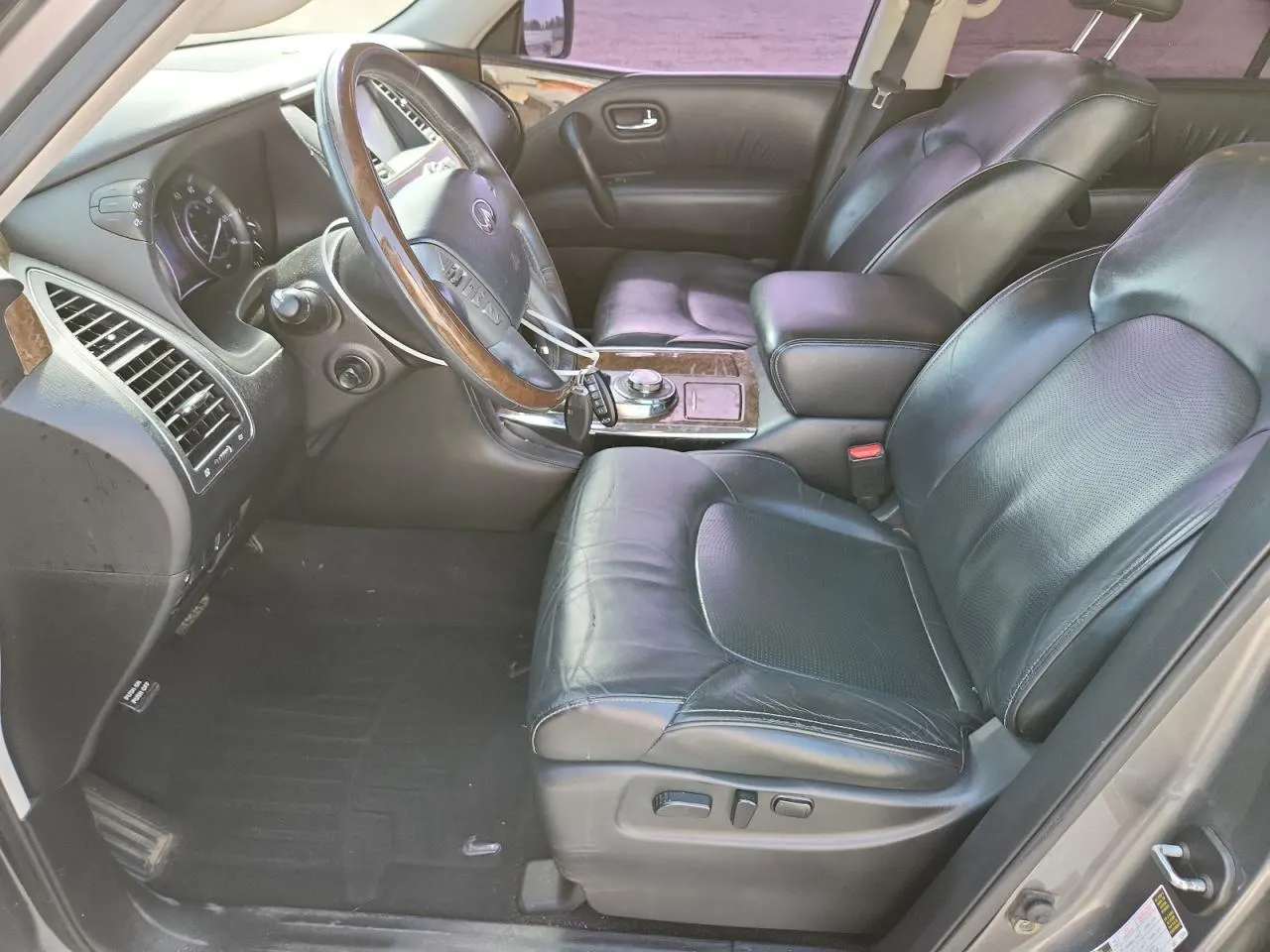 2017 INFINITI QX80