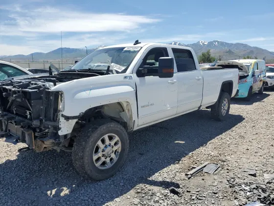 2015 GMC Sierra 3500 K3500 SLE