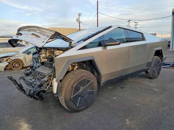 2024 Tesla Cybertruck
