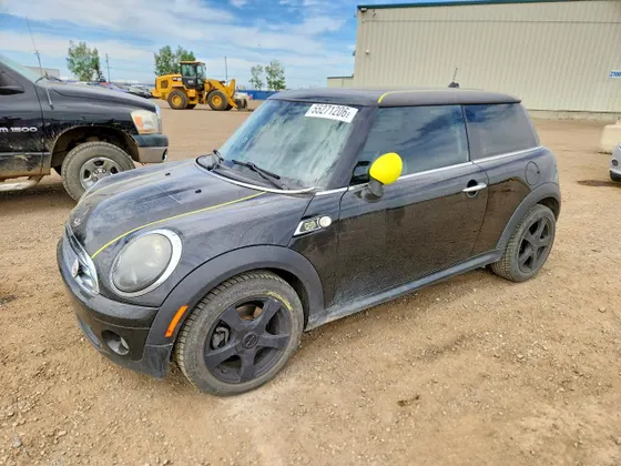 2010 MINI Cooper Hardtop COOPER