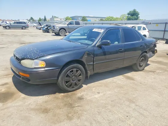 1995 Toyota Camry LE