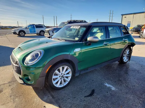 2022 MINI Clubman Cooper S