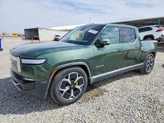 2022 Rivian R1T Adventure Package