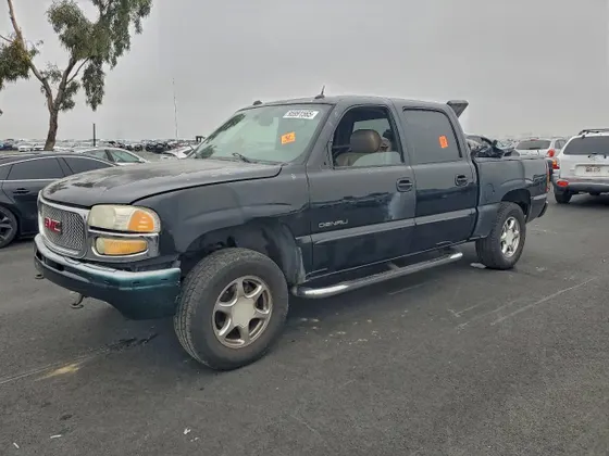 2005 GMC Sierra Denali SIERRA