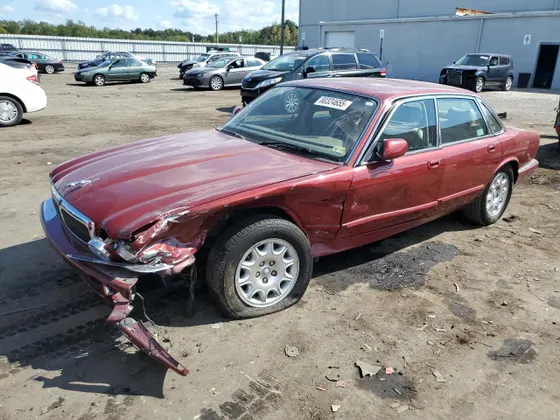 2002 Jaguar XJ XJ8