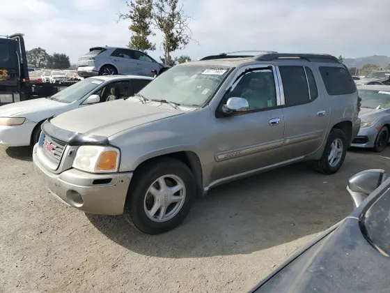 2002 GMC Envoy XL SLT