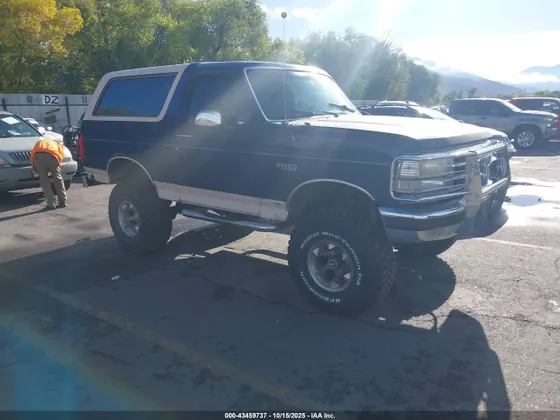 1993 Ford Bronco Custom