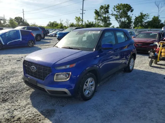 2021 Hyundai Venue SE
