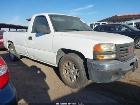2004 GMC Sierra 1500 Work Truck