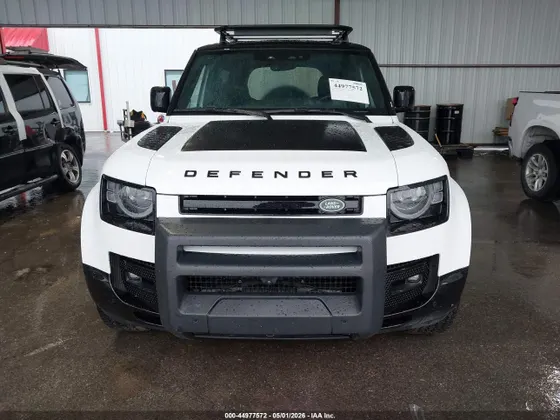 2023 Land Rover Defender X-Dynamic SE