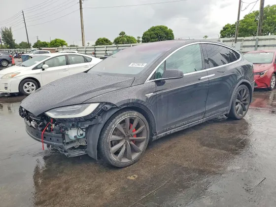 2016 Tesla Model X P90D