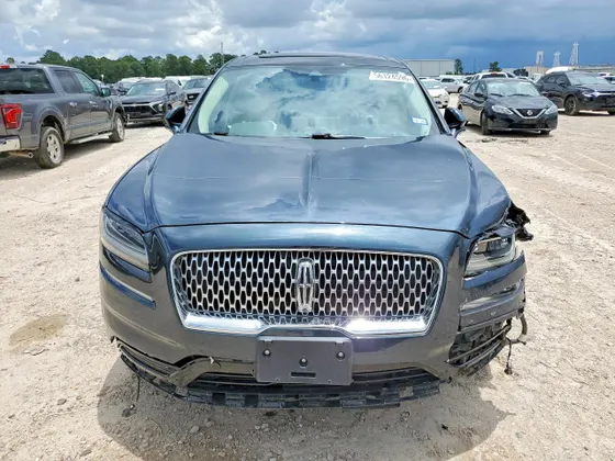 2022 Lincoln Nautilus Reserve